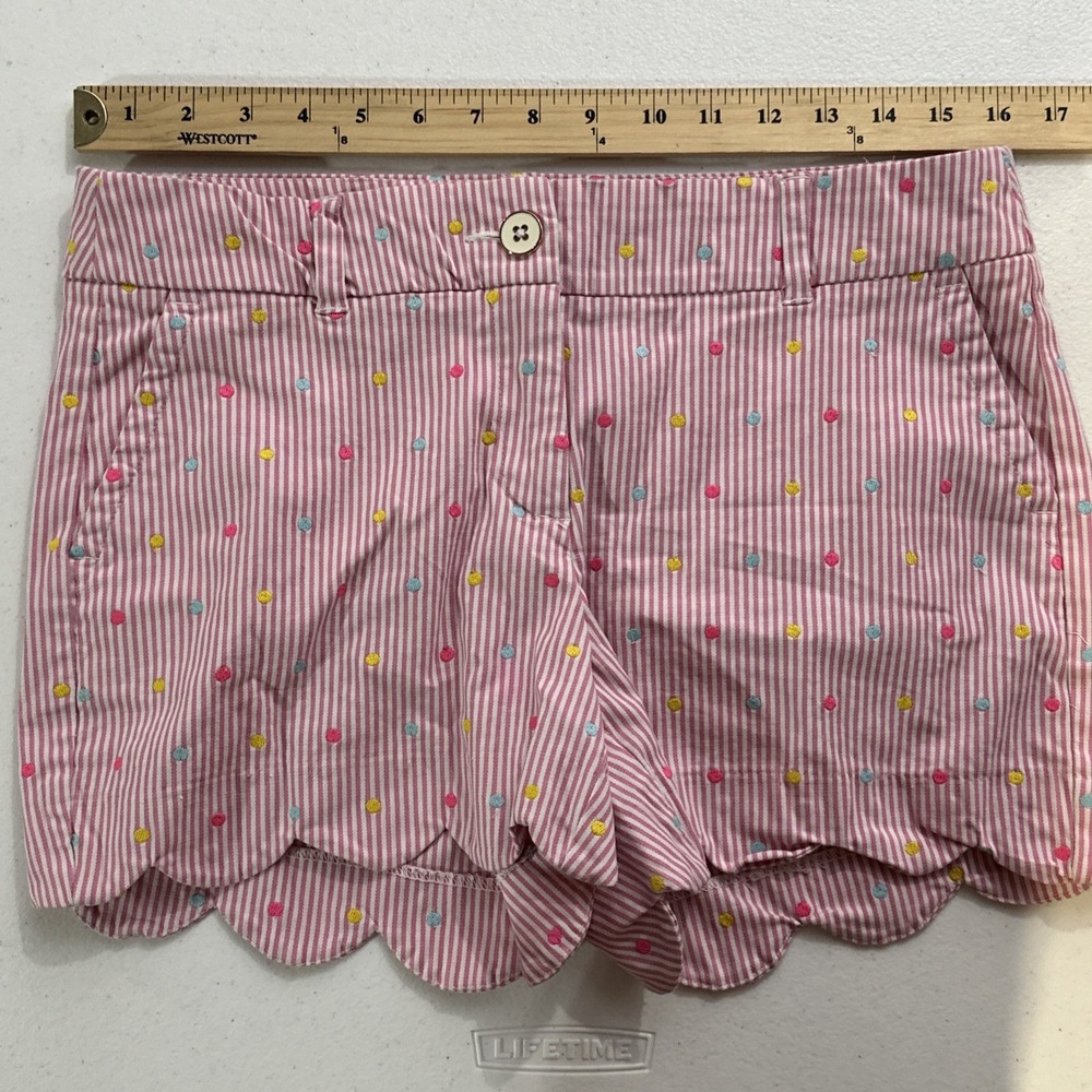 Crown & Ivy Shelby Scalloped Pink And White Striped Shorts Womens  Size 6 - Picture 4 of 6